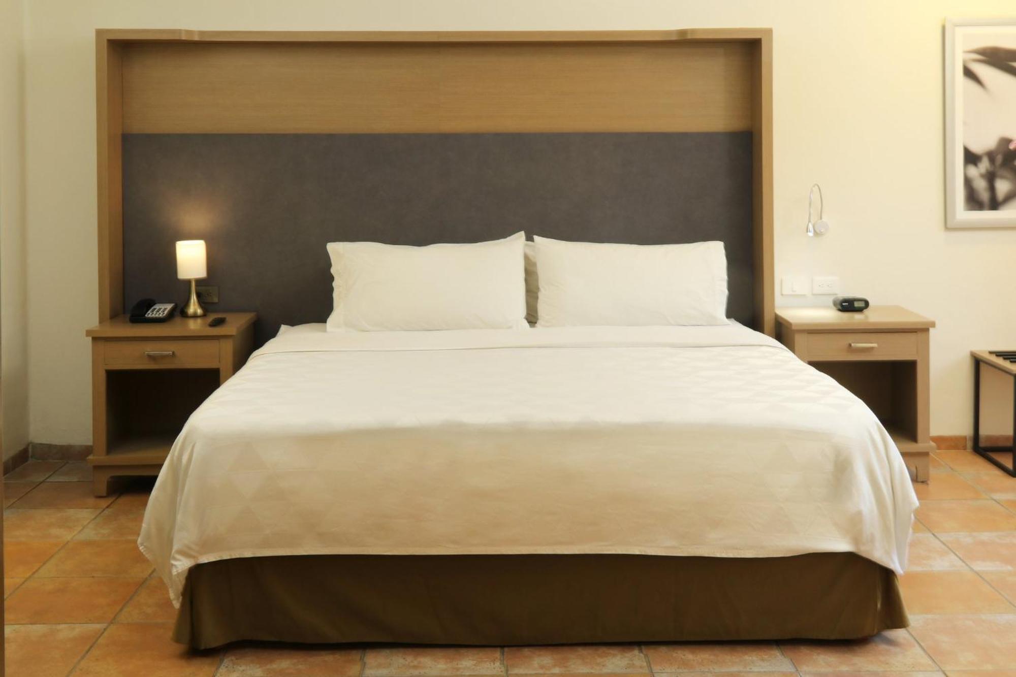 Holiday Inn Ciudad Del Carmen By Ihg Exteriör bild